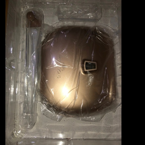 Impressions Vanity Mirror Bluetooth - Picture 4 of 5